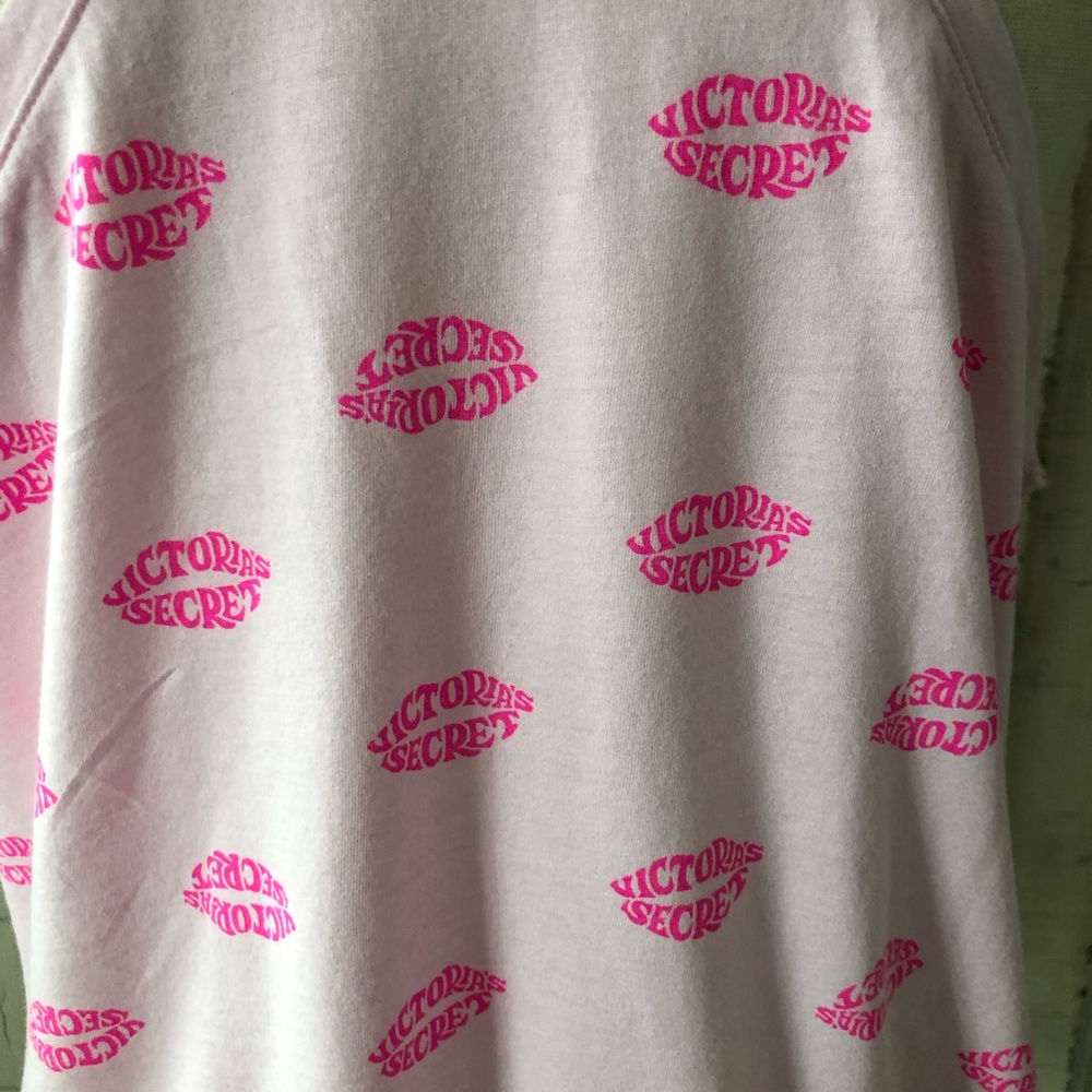 Victorias Secret Racer Back Top - Picture 4 of 8